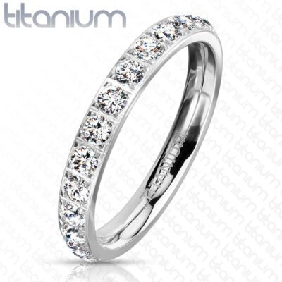 Titánium gyűrű ezüst színben – kerek csillogó cirkóniák