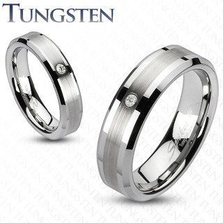 Tungsten gyűrű - csiszolt sáv egy cirkóniával - Nagyság: 67 ékszer webáruház