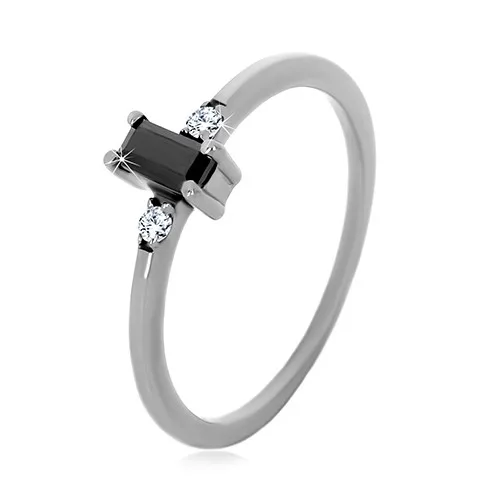 925 ezüst gyűrű - téglalap alakú fekete és kerek átlátszó cirkóniák - Nagyság: 64 ékszer webáruház