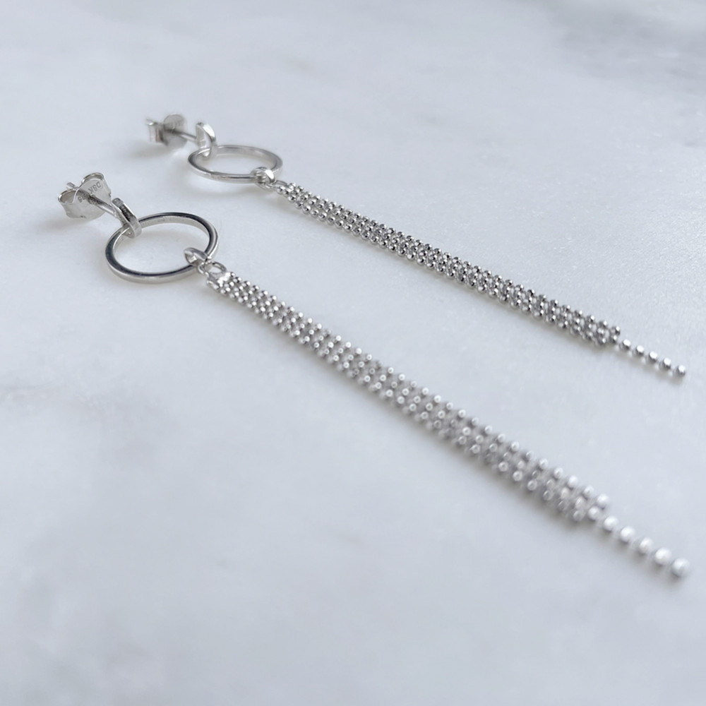 Hosszú ezüst fülbevaló