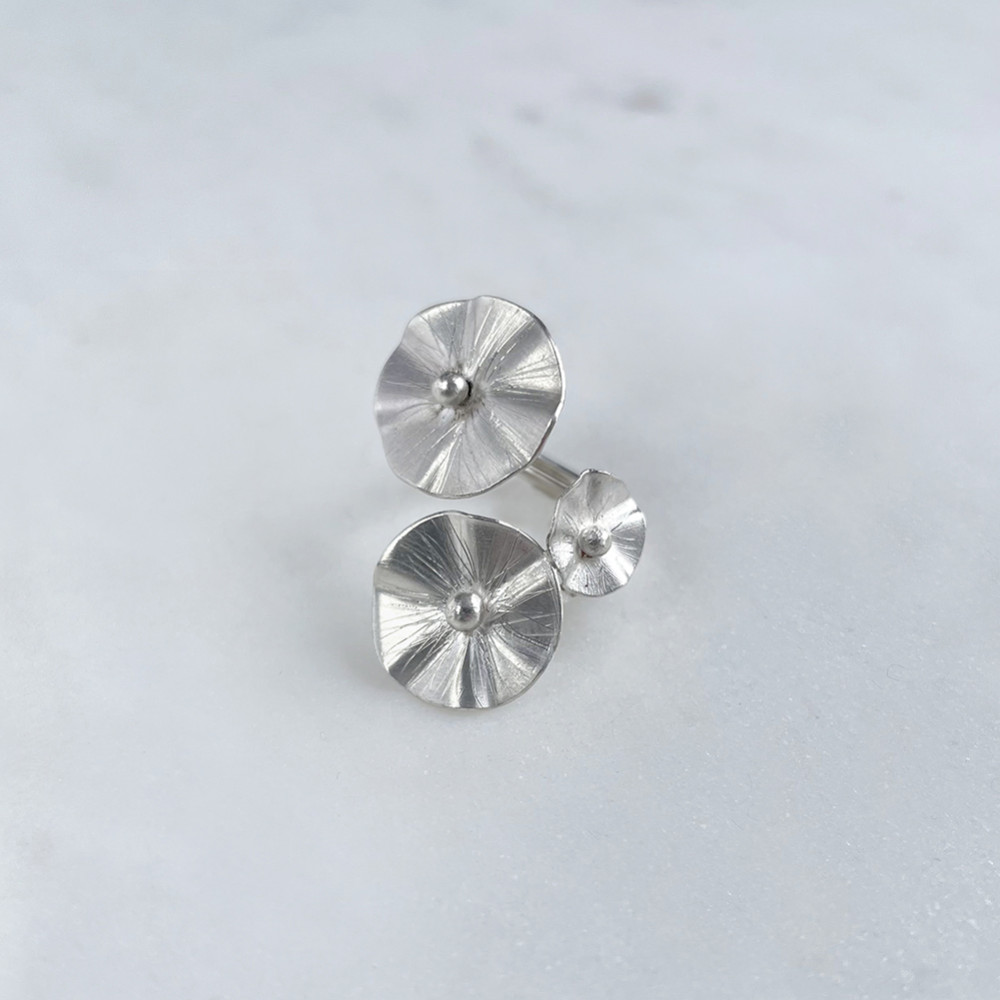 Virágos ezüst gyűrű